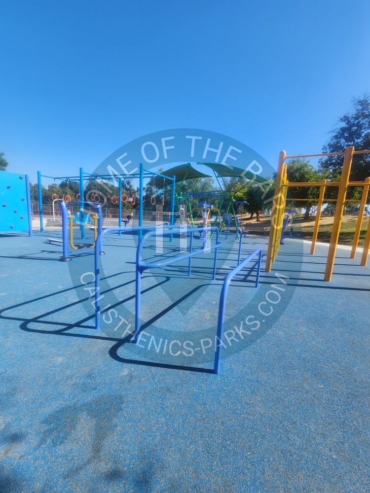 Outdoor Gym - Los Angeles - Eagle Rock NEW Calisthenics Park