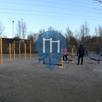 Parcours Musculation - Helsinki - Barre de traction en plein air